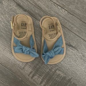 Gap Baby Blue Chambray Bow Sandals